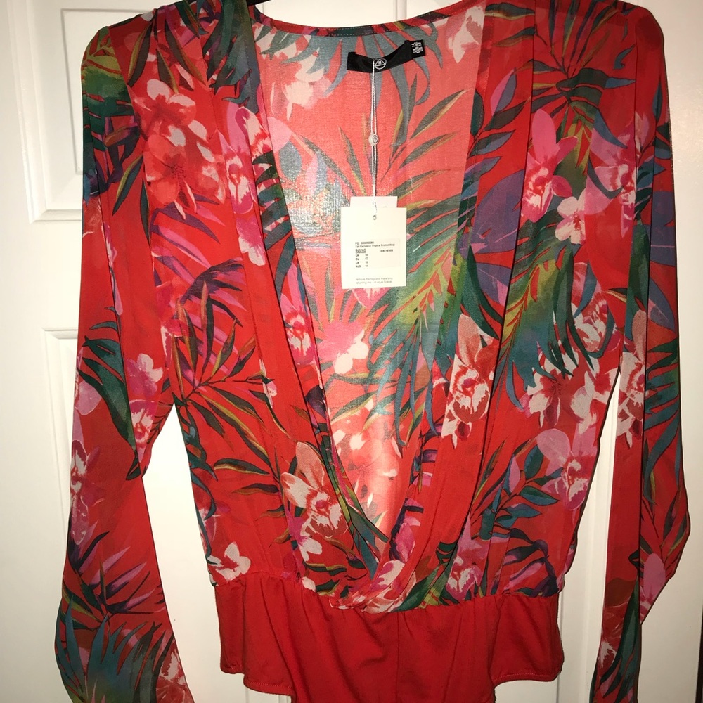 Misguided Floral long sleeve plunge bodysuit